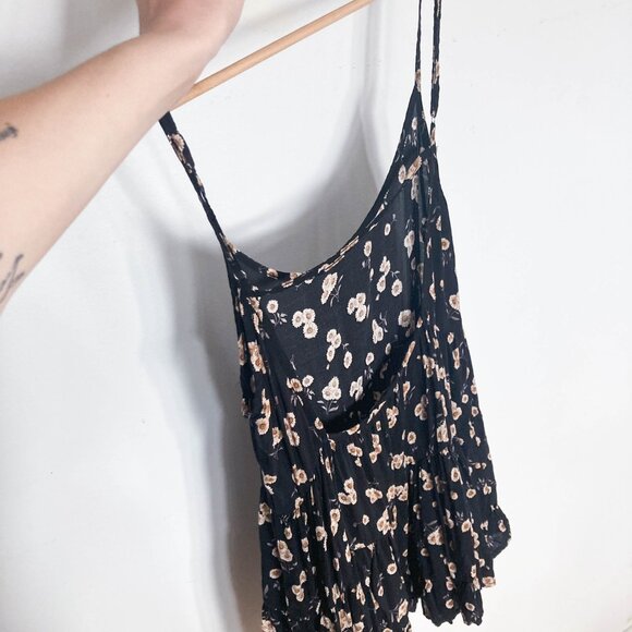 Brandy Melville BOHO Floral Jada Dress - Picture 9 of 12